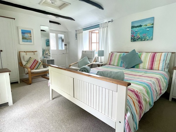 Glebe Cottage, Mevagissey, self-catering holiday Cornwall