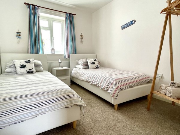 Highbury bedroom Mevagissey