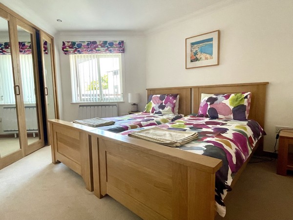 Nare Court bedroom Mevagissey